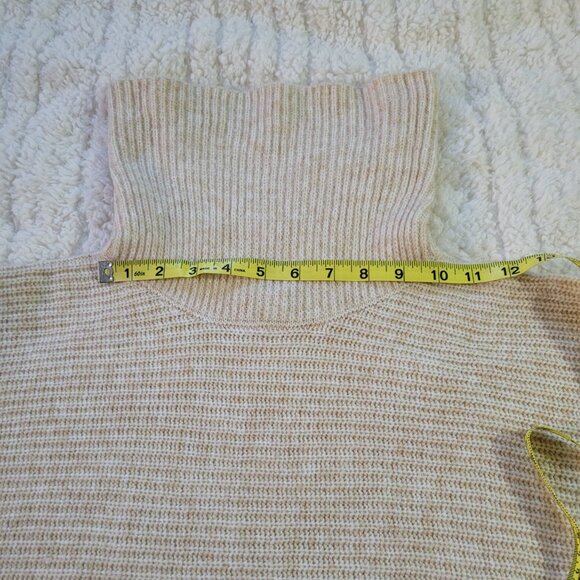 NWT Cozy Women’s Worthington Sz Lg Bell Sleeve Turtleneck Sweater Cream - Picture 6 of 13